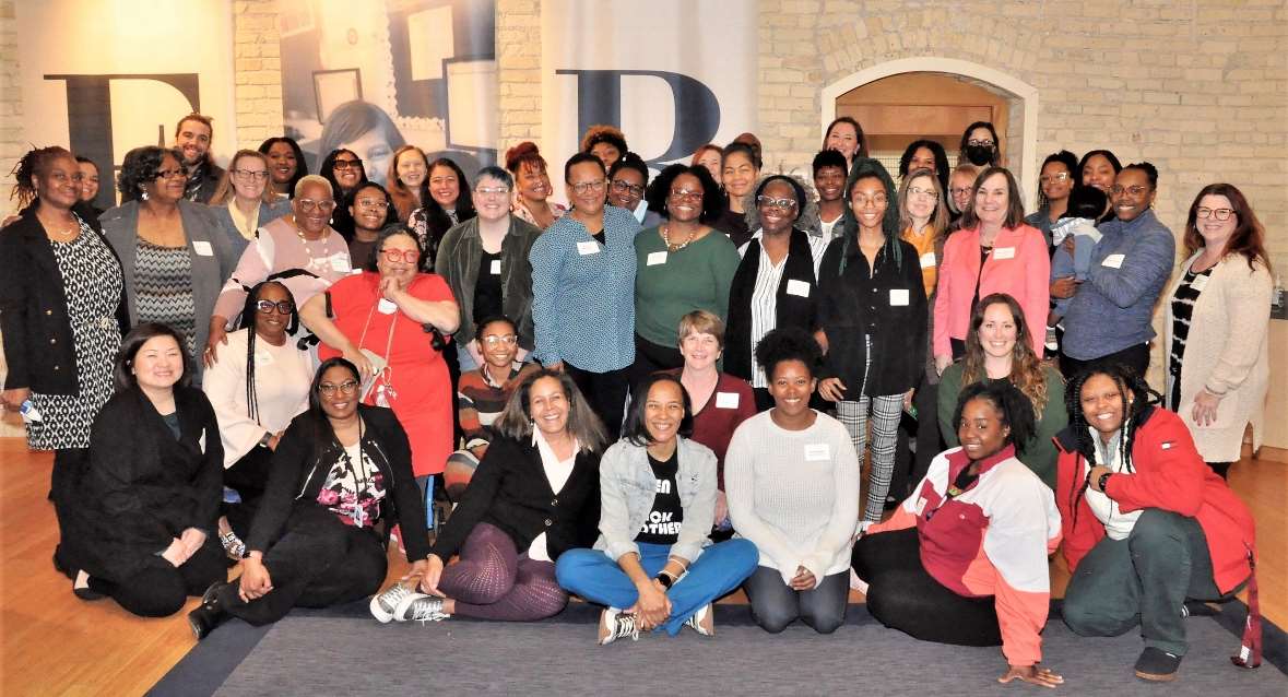 Dr. Jessica Olson partnered with the Milwaukee-based African American Breastfeeding Network to create the WeRISE Doula program, which supports multiple projects that examine the role of doulas in bridging patient-physician relationships.