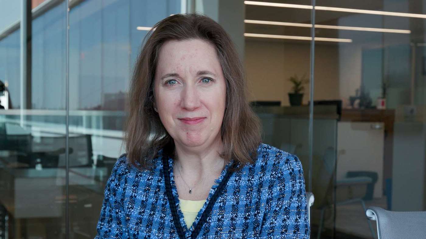 Dr. Jennifer Connelly